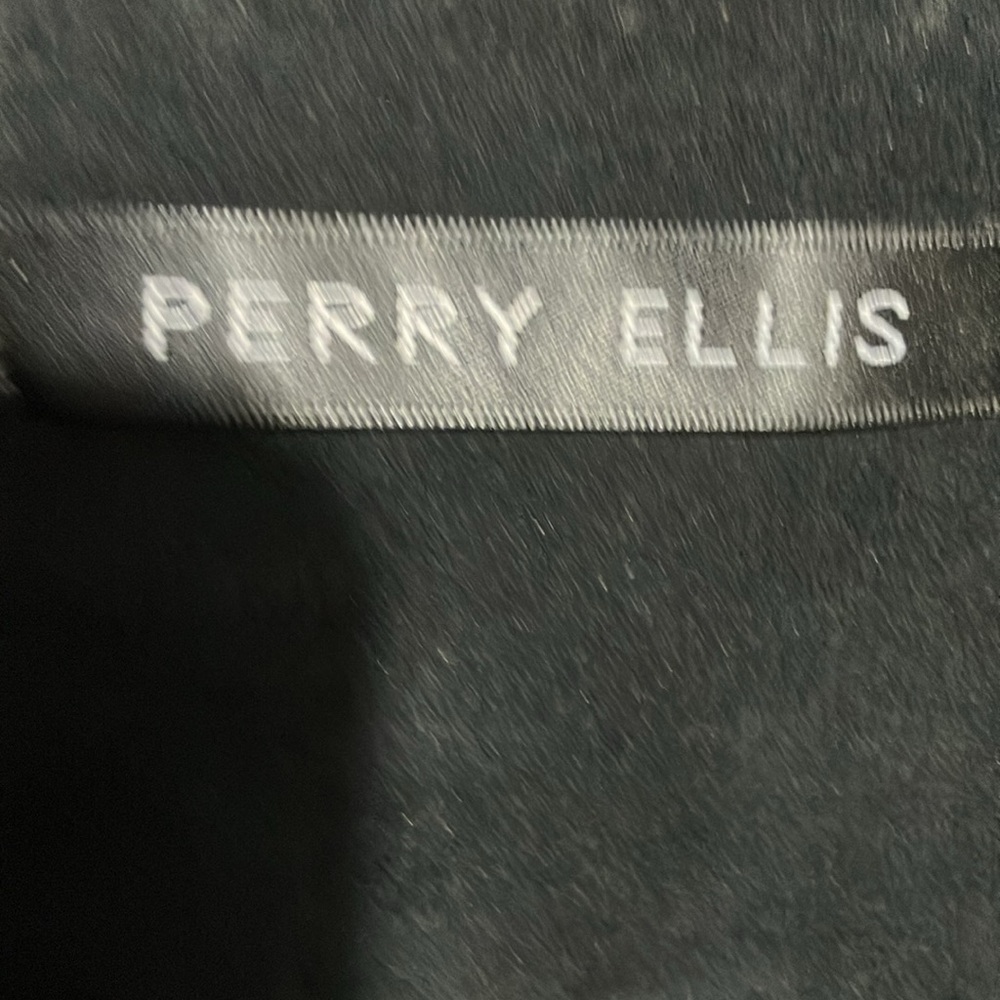 Perry ellis button down - Picture 4 of 4